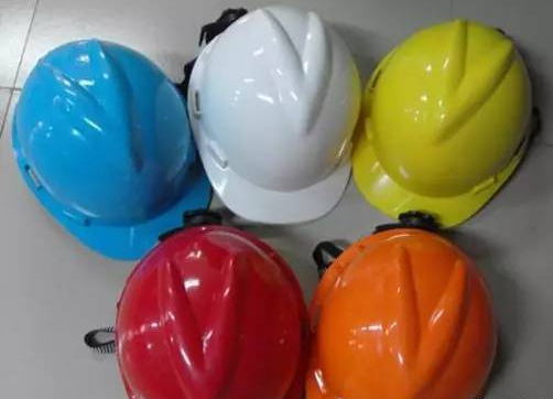 建筑工地上不同颜色帽子代表什么